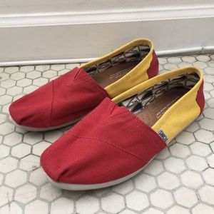 Two-tone Toms